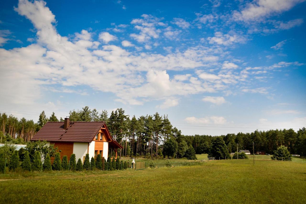 Вилла Domek Letniskowy Nad Stawem Lipusz Экстерьер фото